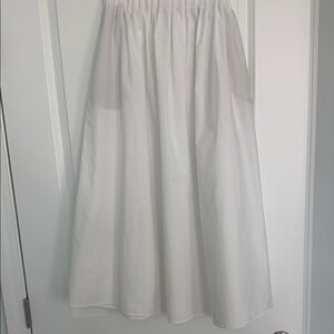 Zara Poplin Midi Skirt in white